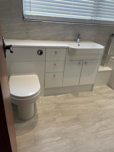 bathroom installers, bathroom fitters, bathroom specialists hoddesdon