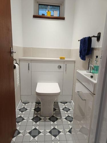 bathroom installers, bathroom fitters, bathroom specialists